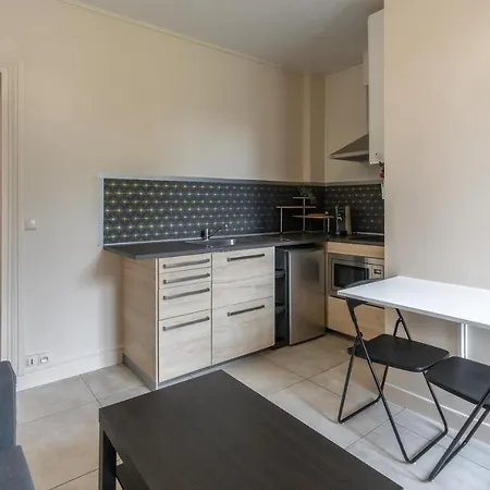 Charming And Bright Next To M12 Front Populaire Saint-Denis (Seine-Saint-Denis)